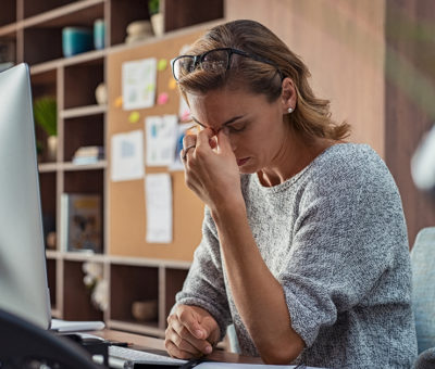 Arbeitsstress bei einer Frau